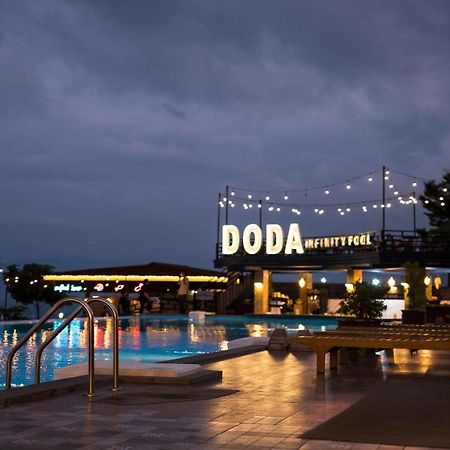 Bukit Indah Doda Hotel & Resorts Palu Luaran gambar