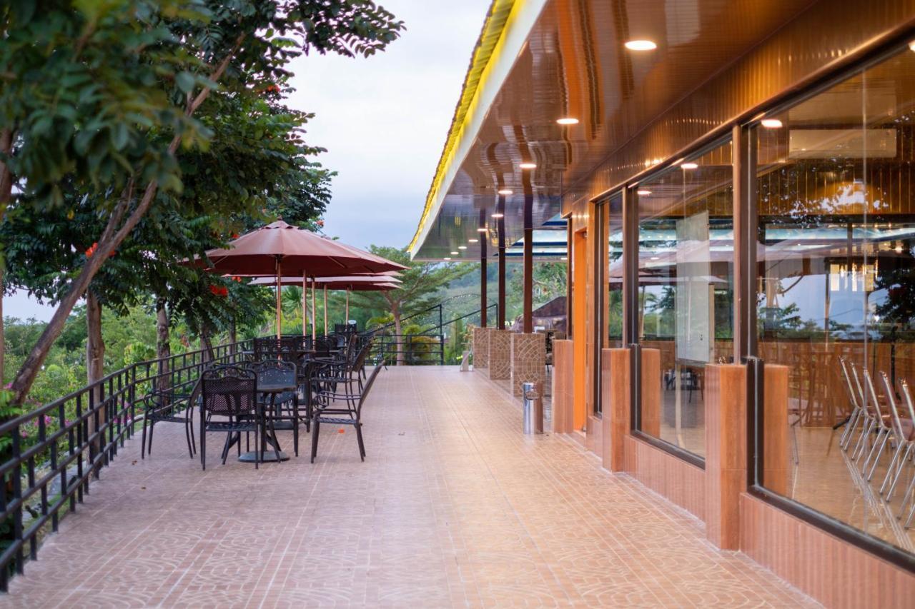 Bukit Indah Doda Hotel & Resorts Palu Luaran gambar